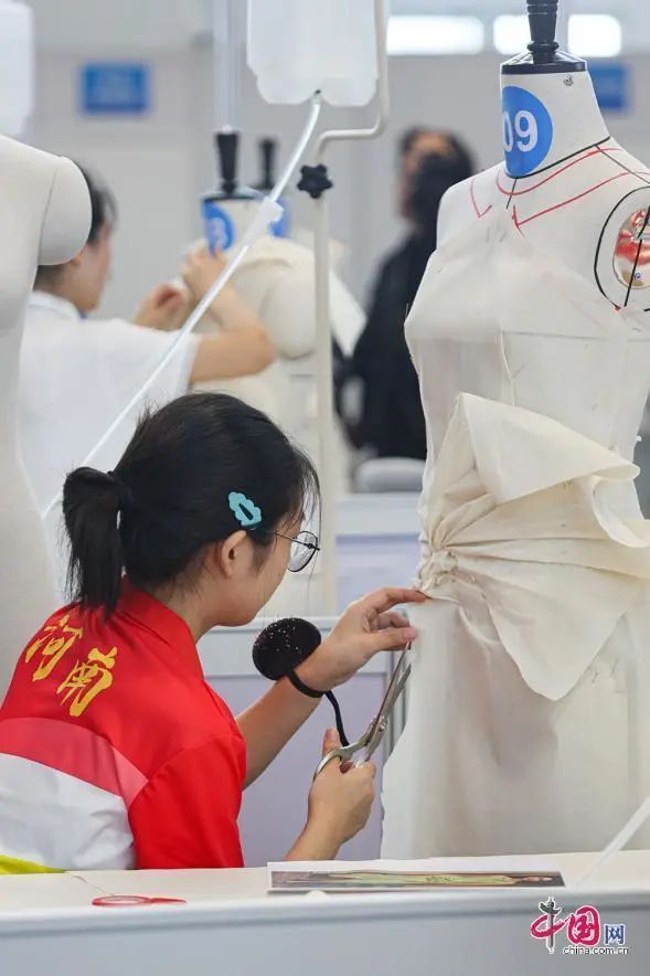 【“津”門(mén)競(jìng)技】新技術(shù)、新潮流、新職業(yè)！技能人才大有可為！