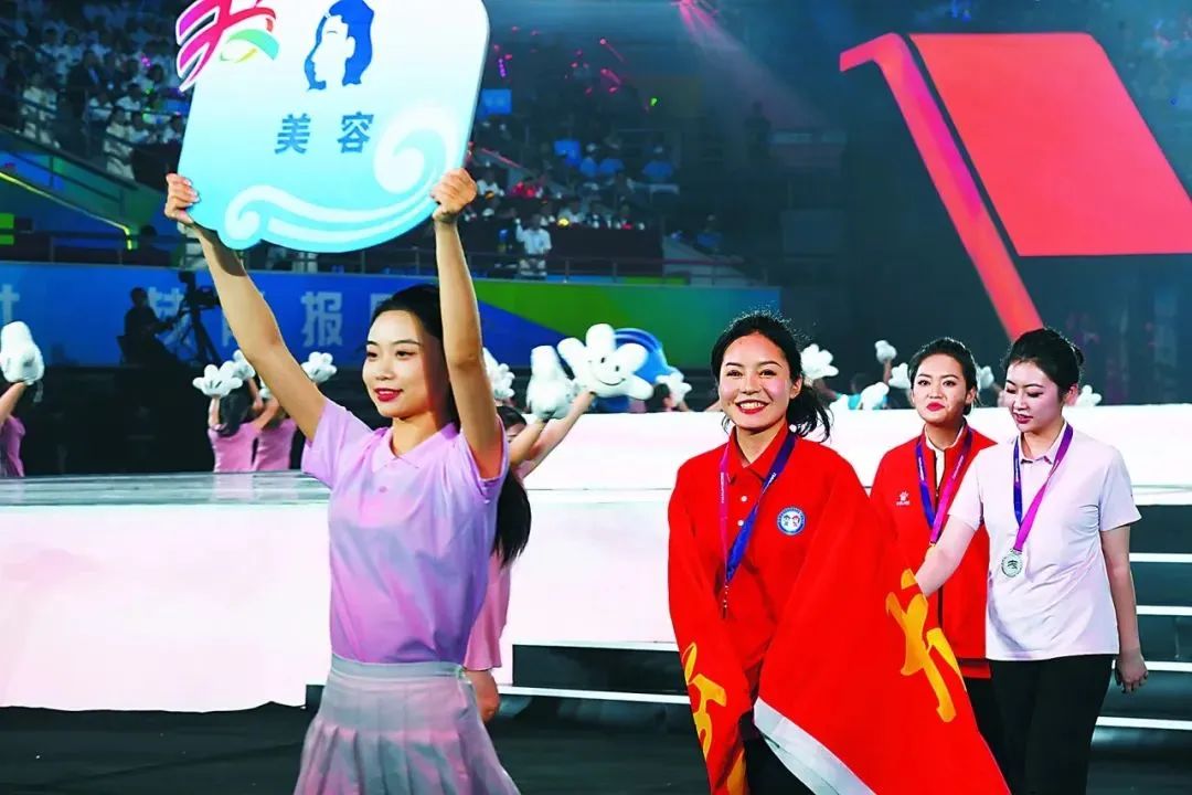 【“津”彩國(guó)賽】展技能風(fēng)采 筑強(qiáng)國(guó)之夢(mèng)——第二屆全國(guó)技能大賽閉幕式側(cè)記