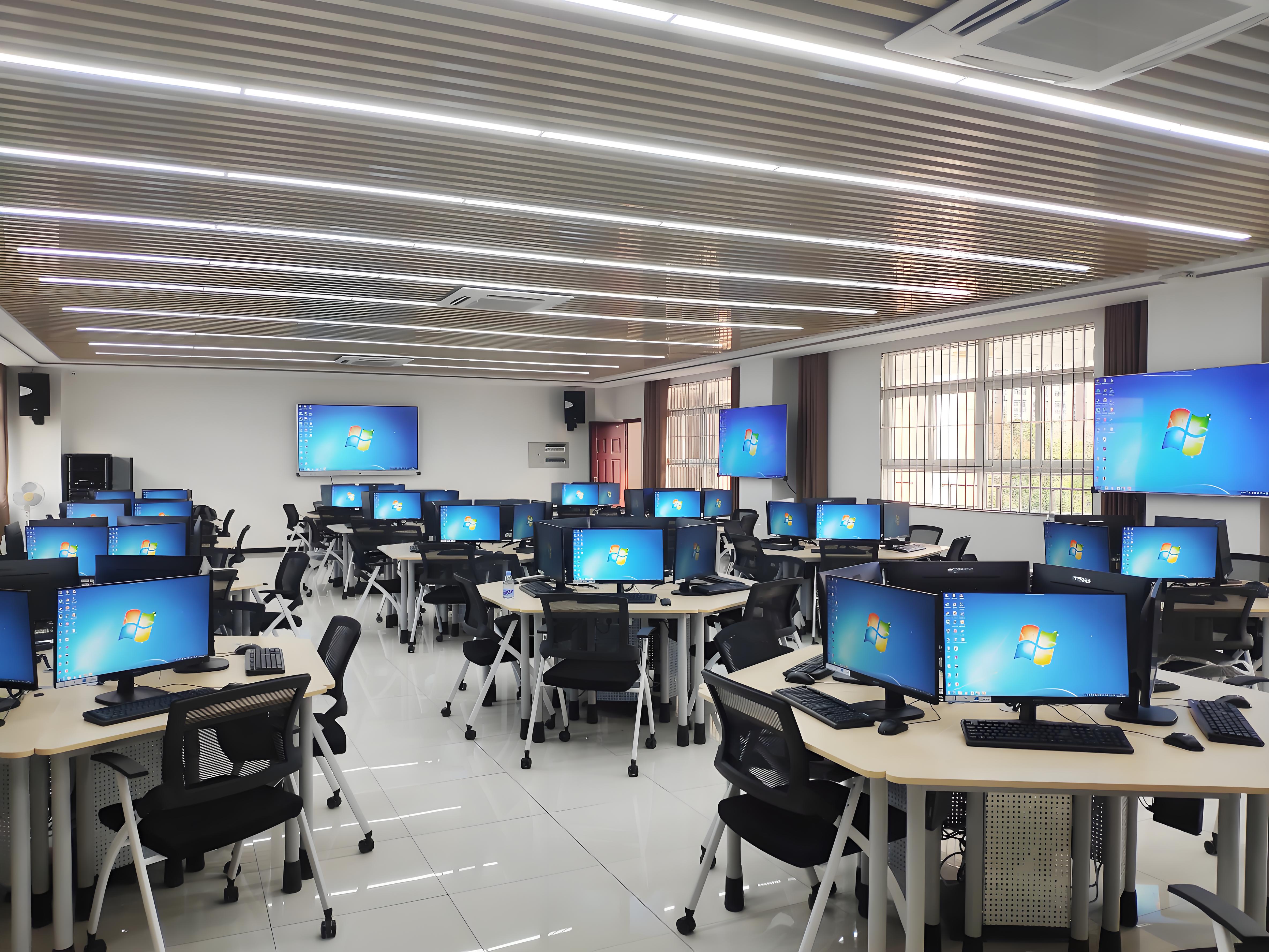 網(wǎng)絡(luò)系統(tǒng)管理與運(yùn)維實(shí)訓(xùn)室功能介紹